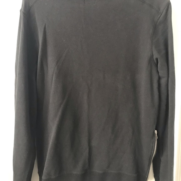 Tunic sweatshirt with side zipper - Picture 3 of 3